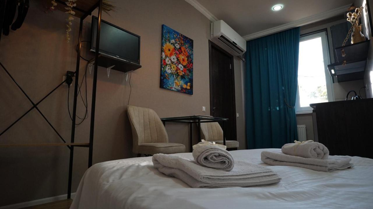 Cozy Flat In Center Of Tbilisi Apartamento Exterior foto